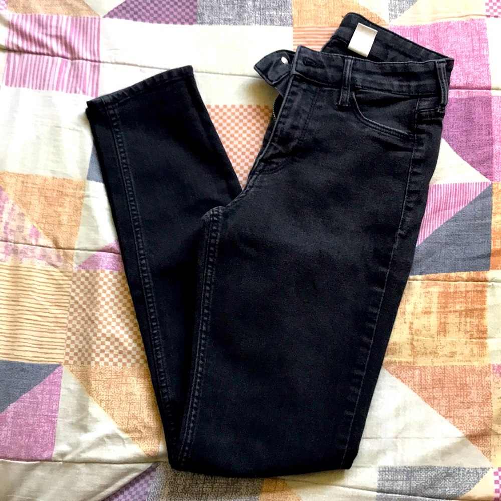 Almost new H&M high waist skinny black denim